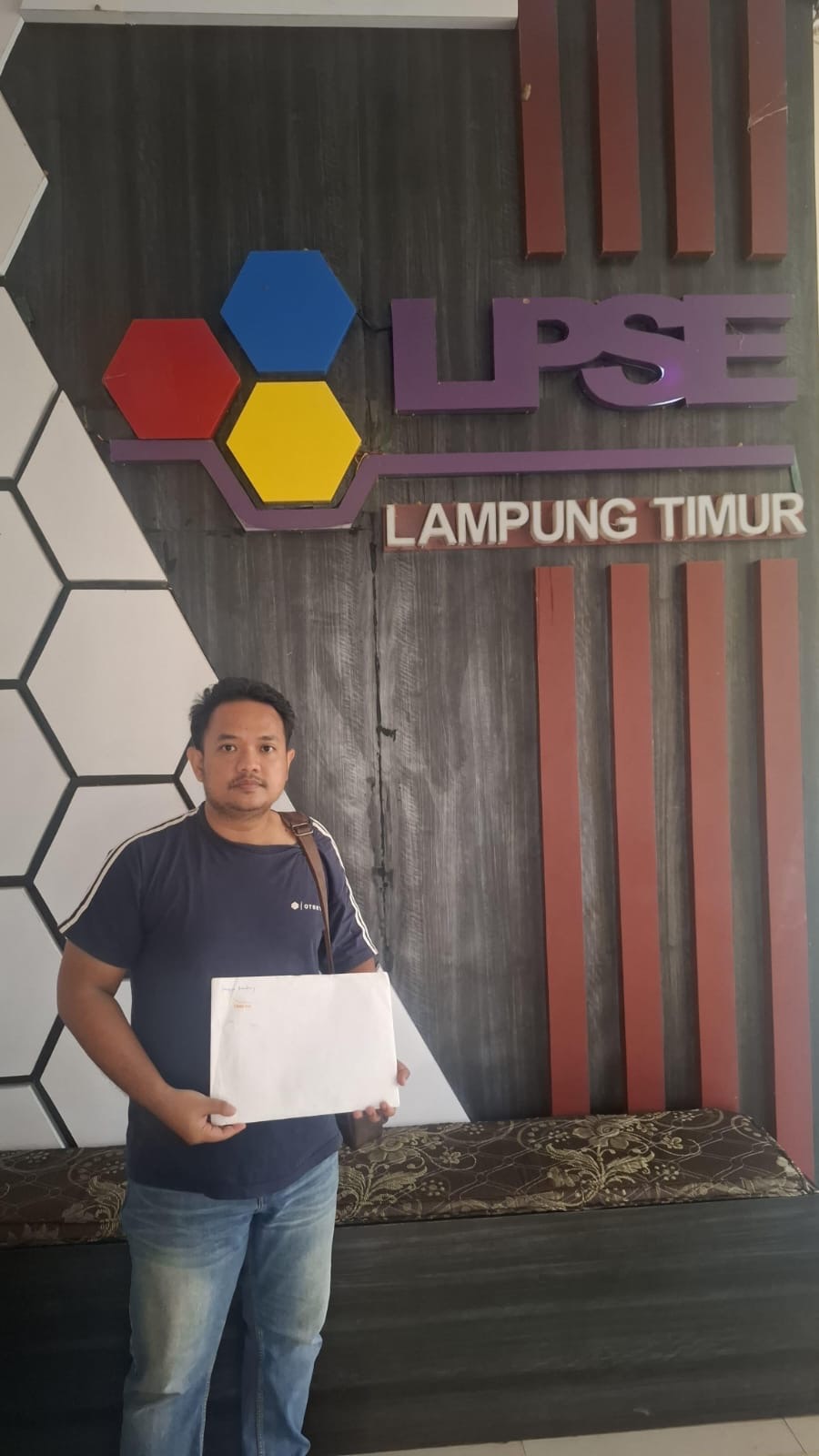 3fd8afbc-b6f5-4c20-bfbd-bef18555f4b1