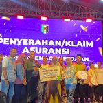 BPJS Ketenagakerjaan Serahkan Santunan Rp35,88 Miliar kepada 4.997 Pekerja di Lampung Timur